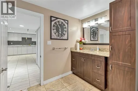 3966 Byng Windsor ON N8W 3J6
