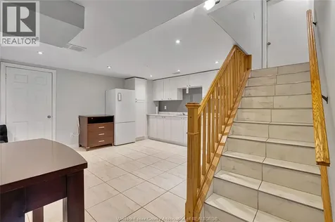 3966 Byng Windsor ON N8W 3J6
