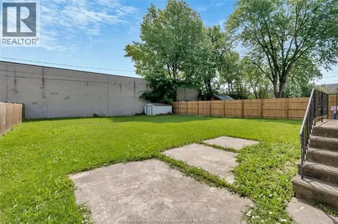 3966 Byng Windsor ON N8W 3J6