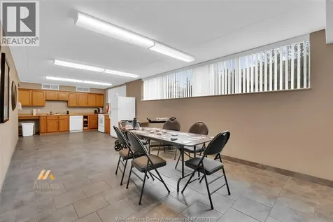 310 Village Grove Drive Tecumseh ON N8N 4X7