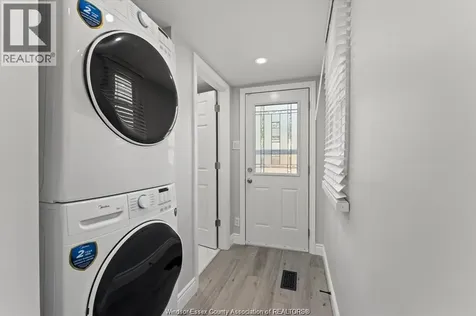 1904 Westcott Windsor ON N8W 4K4