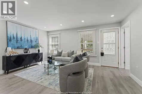 1904 Westcott Windsor ON N8W 4K4