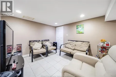 2075 Ottawa Street Windsor ON N8Y 1R6