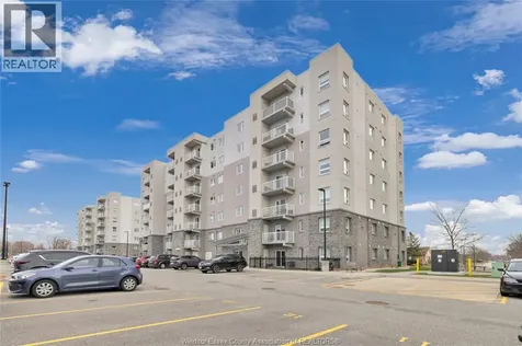 1611 Banwell Road Windsor ON N8P 0G5