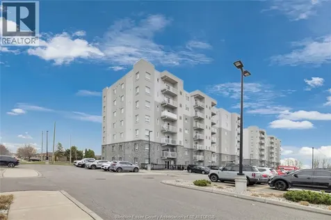 1611 Banwell Road Windsor ON N8P 0G5