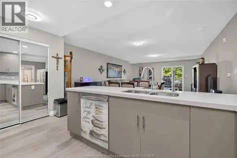 1611 Banwell Road Windsor ON N8P 0G5