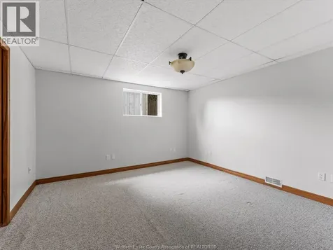 1553 Blairwood Crescent Windsor ON N8W 5M6