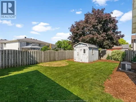 1553 Blairwood Crescent Windsor ON N8W 5M6