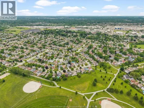 1553 Blairwood Crescent Windsor ON N8W 5M6