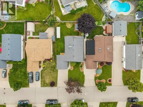 1553 Blairwood Crescent Windsor ON N8W 5M6