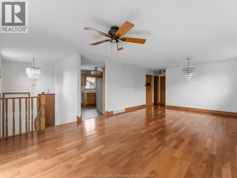 1553 Blairwood Crescent Windsor ON N8W 5M6