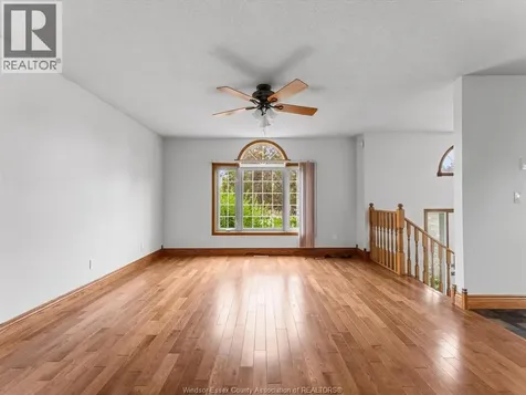 1553 Blairwood Crescent Windsor ON N8W 5M6