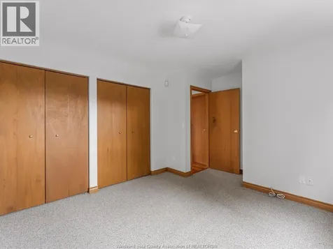 1553 Blairwood Crescent Windsor ON N8W 5M6