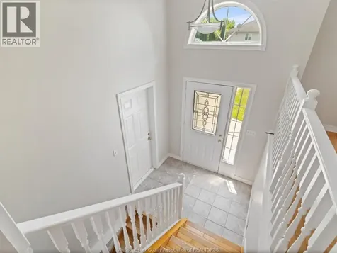 776 Dynasty Street Windsor ON N9G 2W2