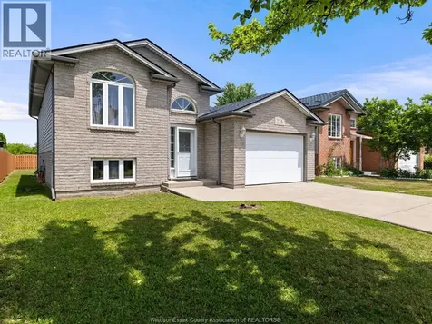 776 Dynasty Street Windsor ON N9G 2W2