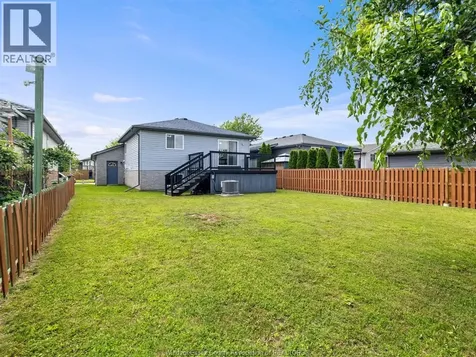 776 Dynasty Street Windsor ON N9G 2W2