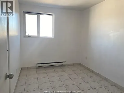2476 Rivard Avenue Windsor ON N8T 2H2