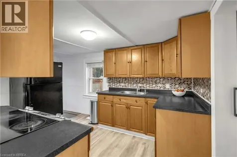 10 Bishop Street Brantford ON N3S 1L9