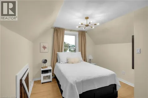 10 Bishop Street Brantford ON N3S 1L9