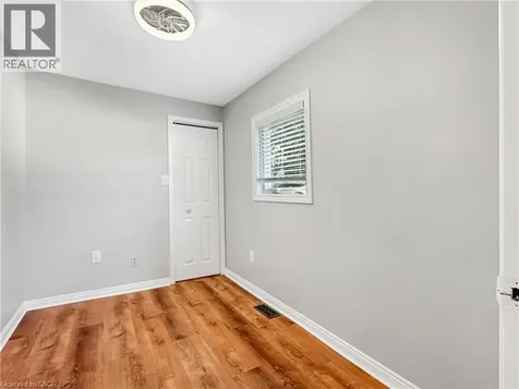 21 Fife Street West Caledonia ON N3W 1J1