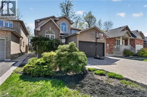 734 Brigadoon Drive Hamilton ON L9C 7S2