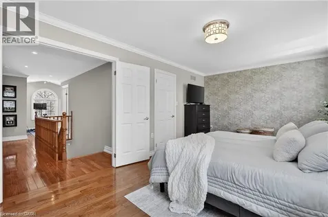 734 Brigadoon Drive Hamilton ON L9C 7S2