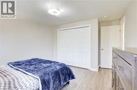 22 Blackhorne Crescent Kitchener ON N2E 1T1