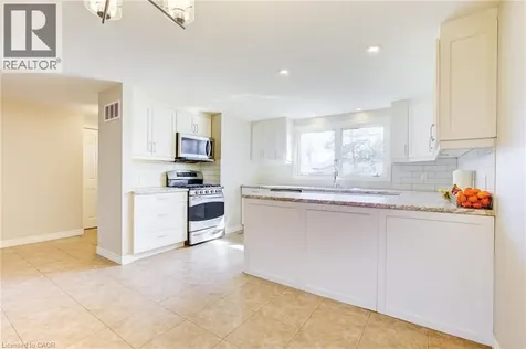 22 Blackhorne Crescent Kitchener ON N2E 1T1
