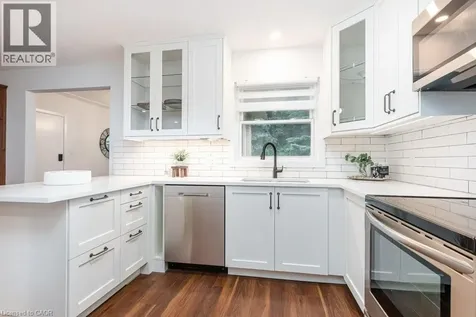 139 Mackay Crescent Waterloo ON N2J 3K1