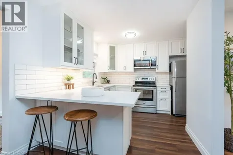 139 Mackay Crescent Waterloo ON N2J 3K1