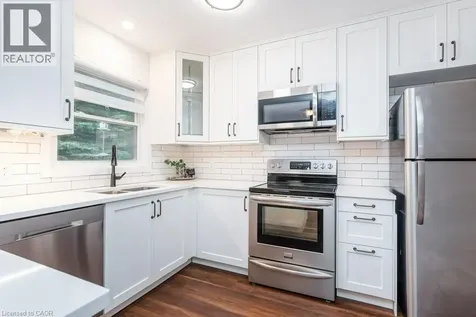 139 Mackay Crescent Waterloo ON N2J 3K1