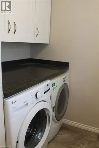 56 Carnegie Place Ancaster ON L9G 4T9