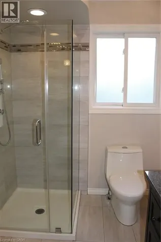 56 Carnegie Place Ancaster ON L9G 4T9