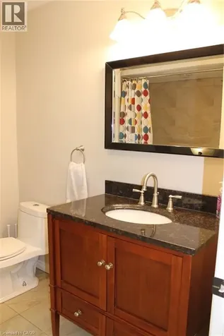56 Carnegie Place Ancaster ON L9G 4T9