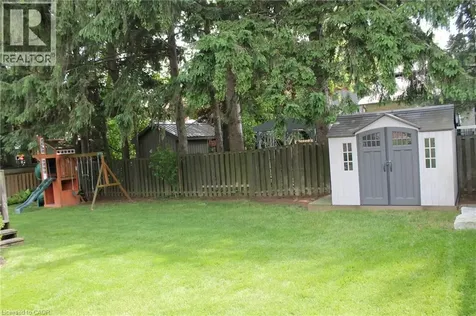 56 Carnegie Place Ancaster ON L9G 4T9