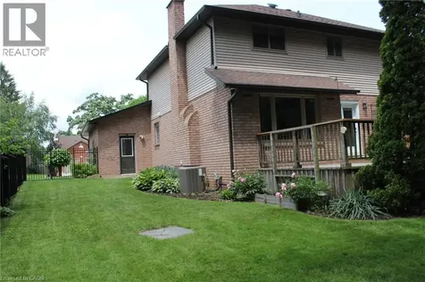 56 Carnegie Place Ancaster ON L9G 4T9