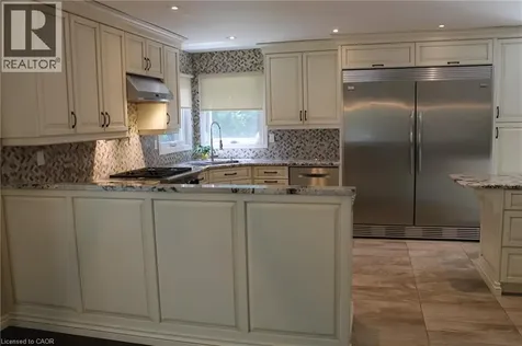 56 Carnegie Place Ancaster ON L9G 4T9