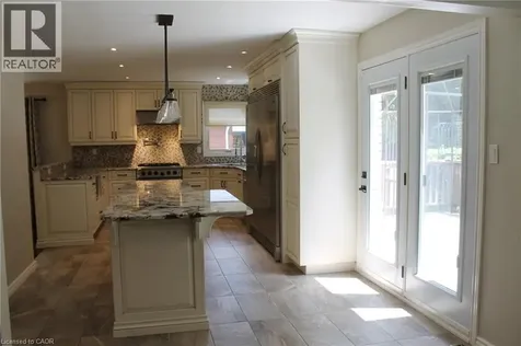 56 Carnegie Place Ancaster ON L9G 4T9