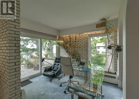 258 Bay Street Orillia ON L3V 3X1