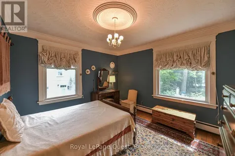258 Bay Street Orillia ON L3V 3X1