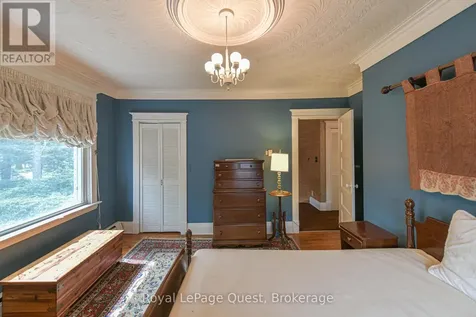 258 Bay Street Orillia ON L3V 3X1