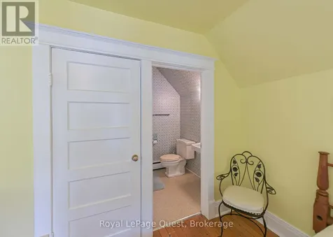 258 Bay Street Orillia ON L3V 3X1