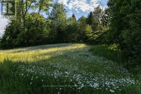 2245 Ahmic Lake Road Magnetawan ON P0A 1P0