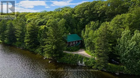 2245 Ahmic Lake Road Magnetawan ON P0A 1P0