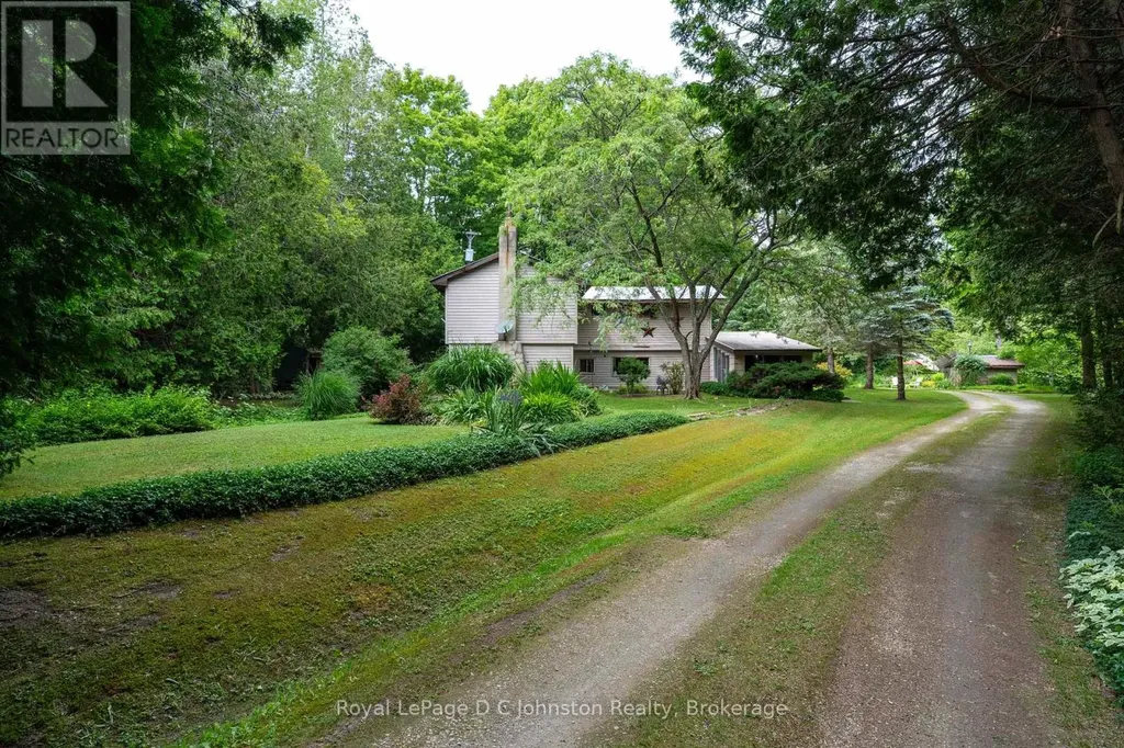 711 Bruce Rd 9 Road South Bruce Peninsula ON N0H 2T0
