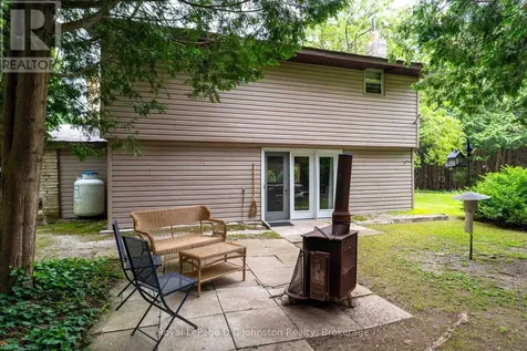 711 Bruce Rd 9 Road South Bruce Peninsula ON N0H 2T0