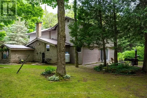 711 Bruce Rd 9 Road South Bruce Peninsula ON N0H 2T0