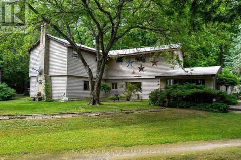 711 Bruce Rd 9 Road South Bruce Peninsula ON N0H 2T0