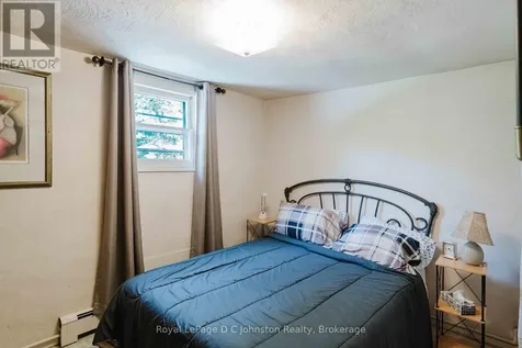 711 Bruce Rd 9 Road South Bruce Peninsula ON N0H 2T0