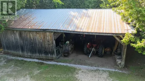 711 Bruce Rd 9 Road South Bruce Peninsula ON N0H 2T0